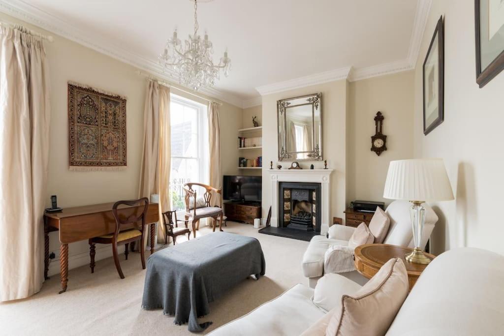Four Bedroom Townhouse In Famous Suffolks Area Челтнъм Екстериор снимка